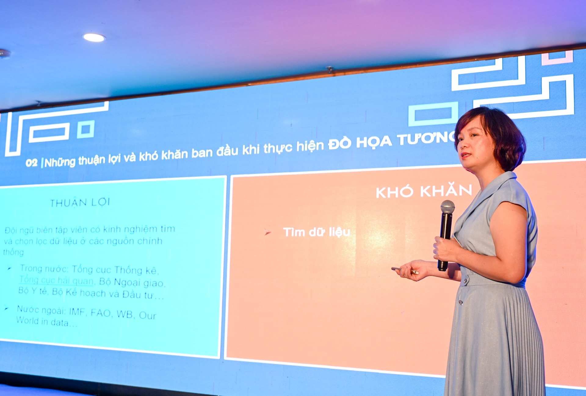 giam-doc-trung-tam-tu-lieu-va-do-hoa-ttxvn-pham-thi-phuong-thao-trinh-bay-tham-luan-2.jpg